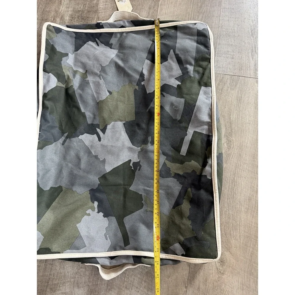 LANDS END x Blake Shelton DOG BED COVER Vintage Green Heartland Camo Small